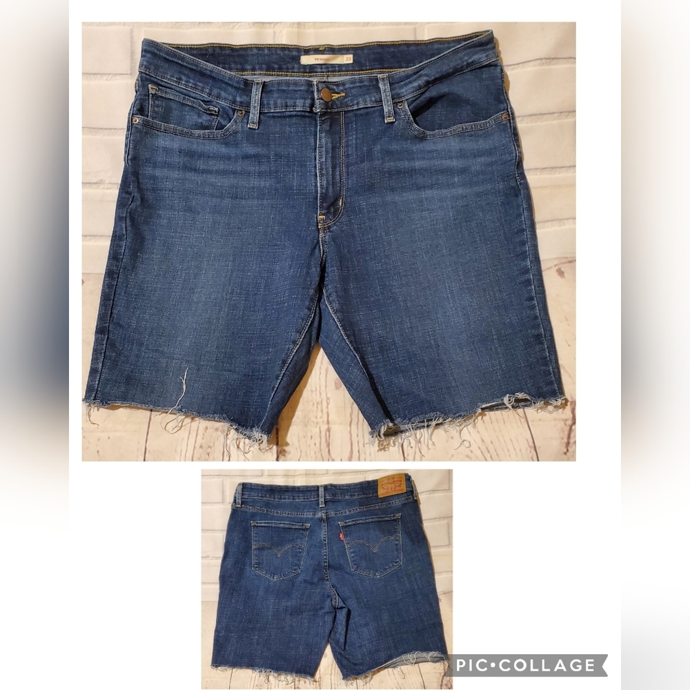 Womens Shorts - Picture 7 of 9